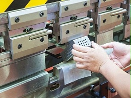 東莞五金沖壓廠，沖壓車間如何降噪？-誠瑞豐科技股份有限公司