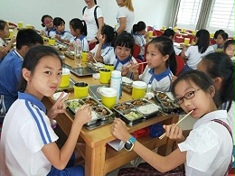 誠瑞豐智能快餐柜全面助力深圳中小學(xué)實(shí)現(xiàn)校內(nèi)午托