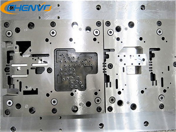 五金模具設(shè)計(jì)1