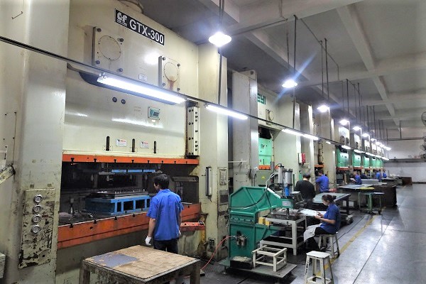 廣東金屬?zèng)_壓件定制廠-誠瑞豐