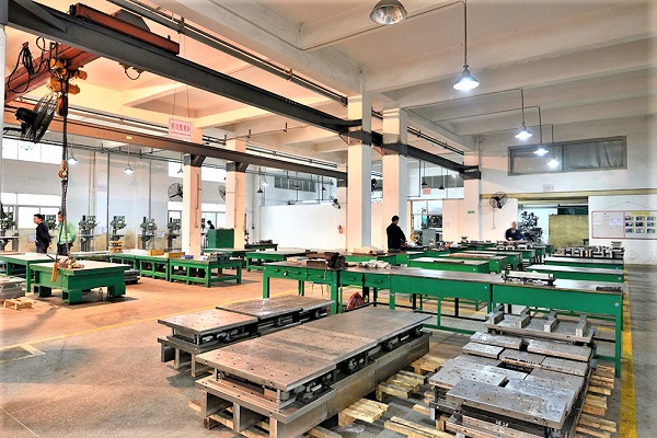 東莞五金沖壓定制廠-誠(chéng)瑞豐