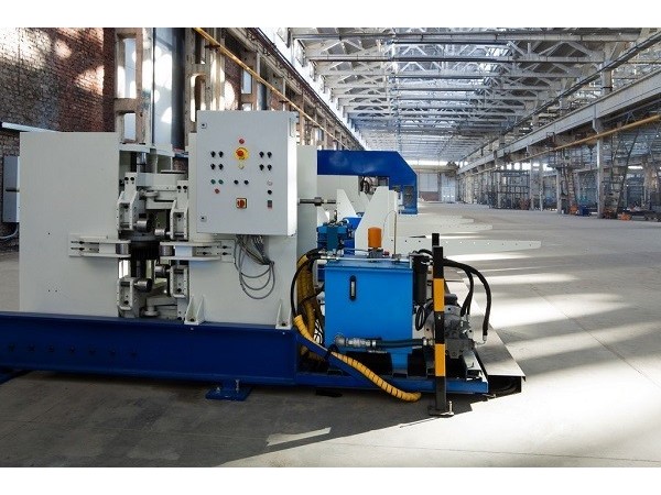 福田精密沖壓廠，沖壓模具淬火預(yù)防形變方法1-[誠瑞豐]